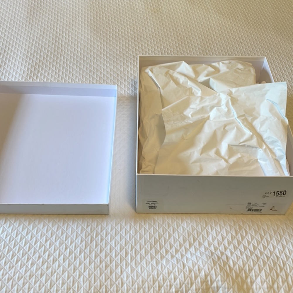 Chloe boot box - Picture 2 of 5